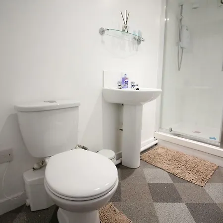 The Snug Apartment